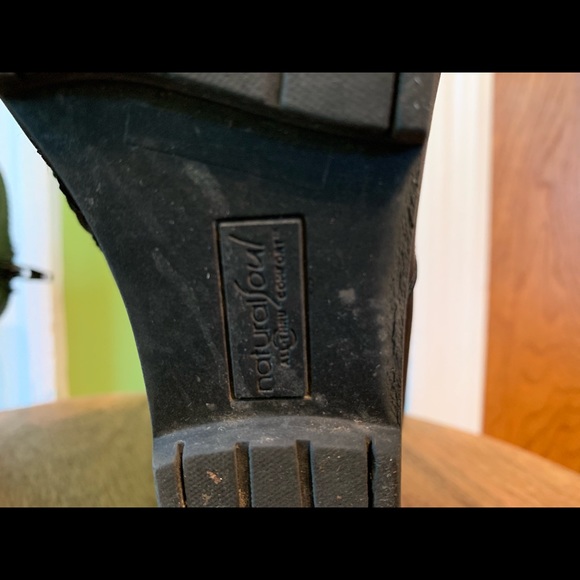 Natural Soul Chelsea Low-heeled Booties - Picture 8 of 8